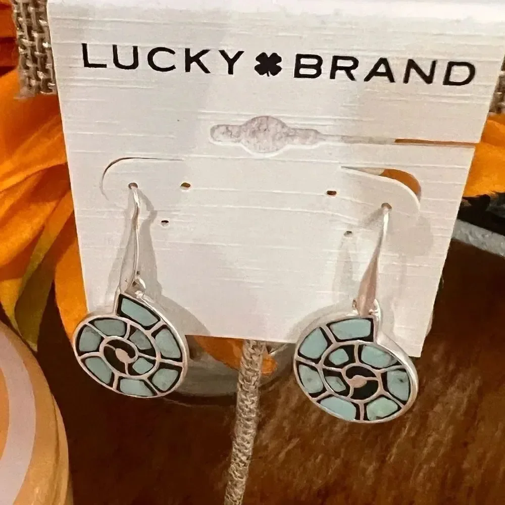 New Lucky 🍀 Nautilus Shell Drop Earrings #LBER2